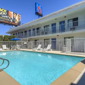 2* Hotel 6 Vegas, Nv - I-15 Stadium